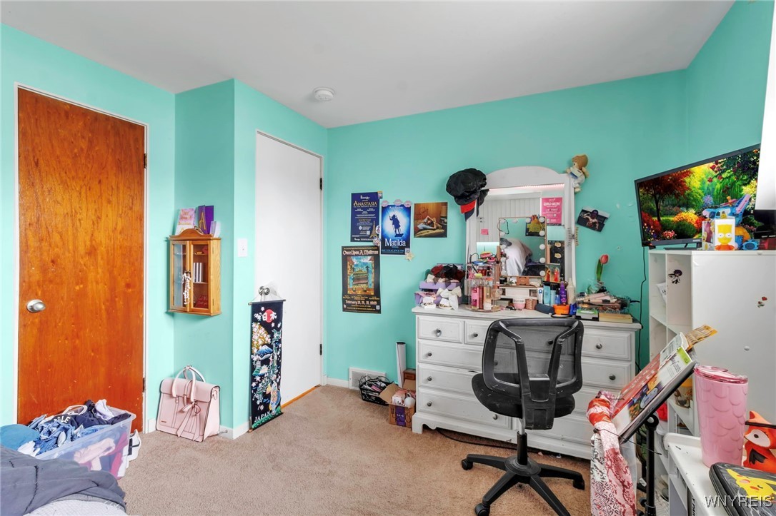 100 Lee Street, Cheektowaga, New York image 28