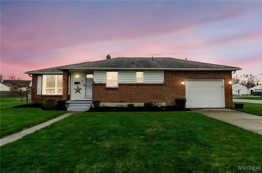 100 Lee Street, Cheektowaga, New York image 1