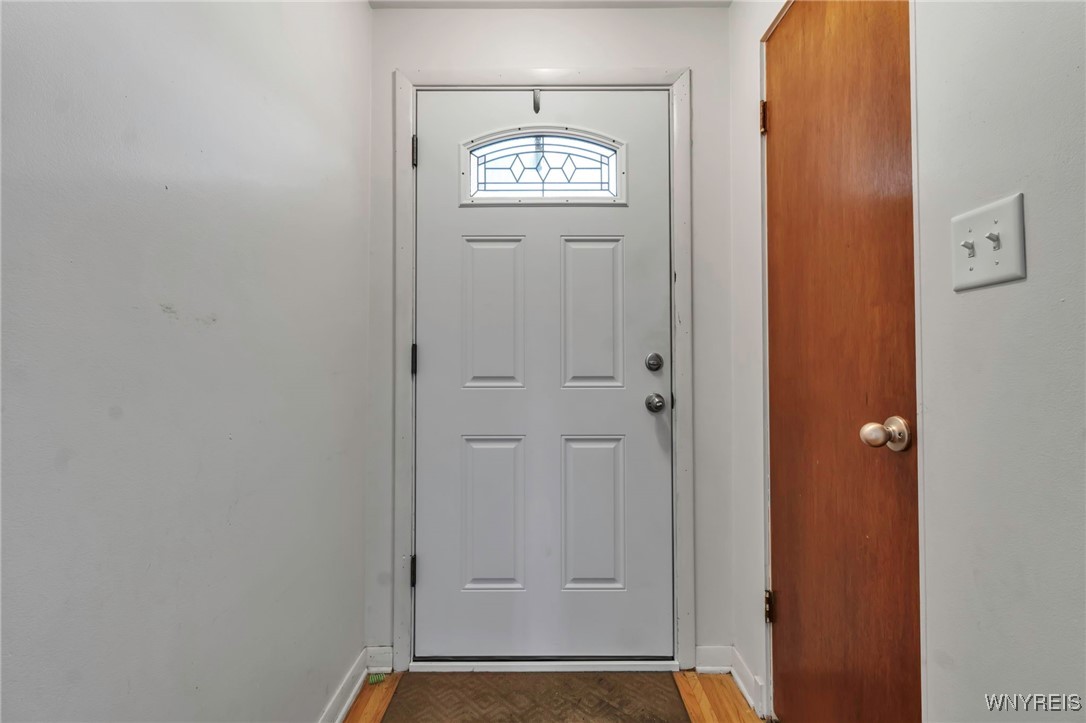 100 Lee Street, Cheektowaga, New York image 7
