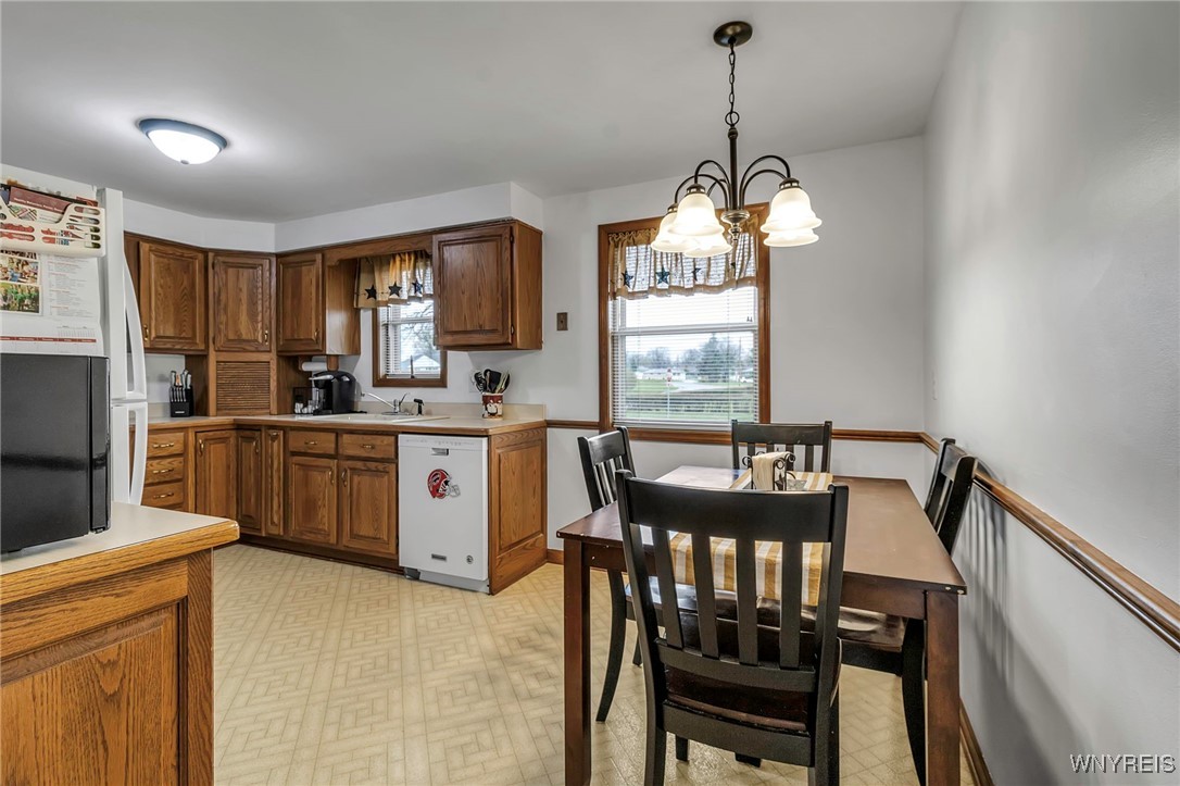 100 Lee Street, Cheektowaga, New York image 11