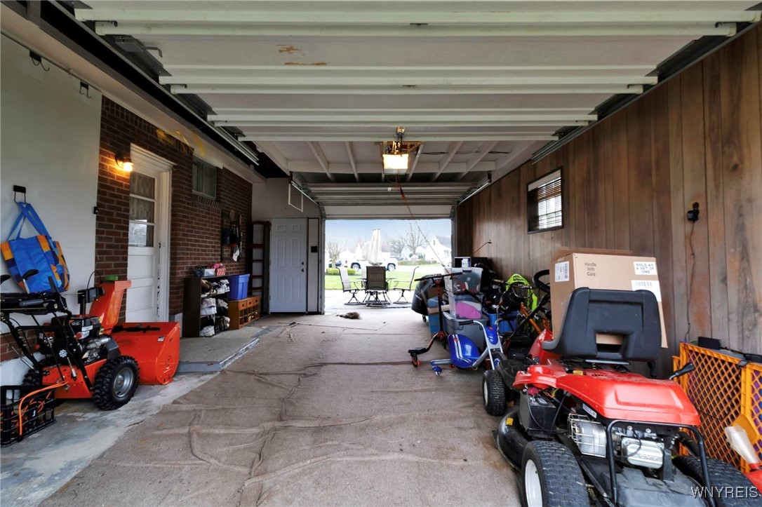 100 Lee Street, Cheektowaga, New York image 38