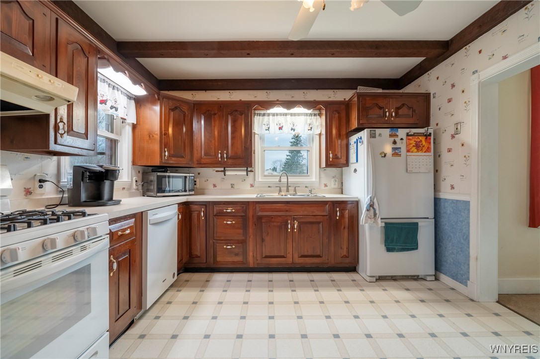 4058 Woodlawn Avenue, Hamburg, New York image 4