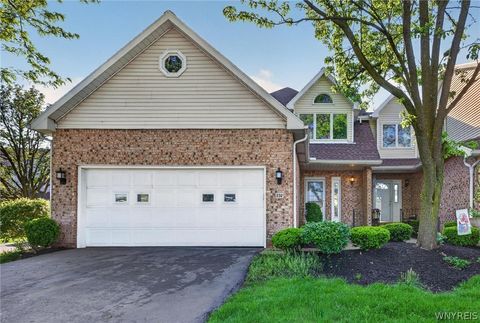 Homes For Sale - 232 Niagara Shore Drive<br/> Tonawanda, NY 14150