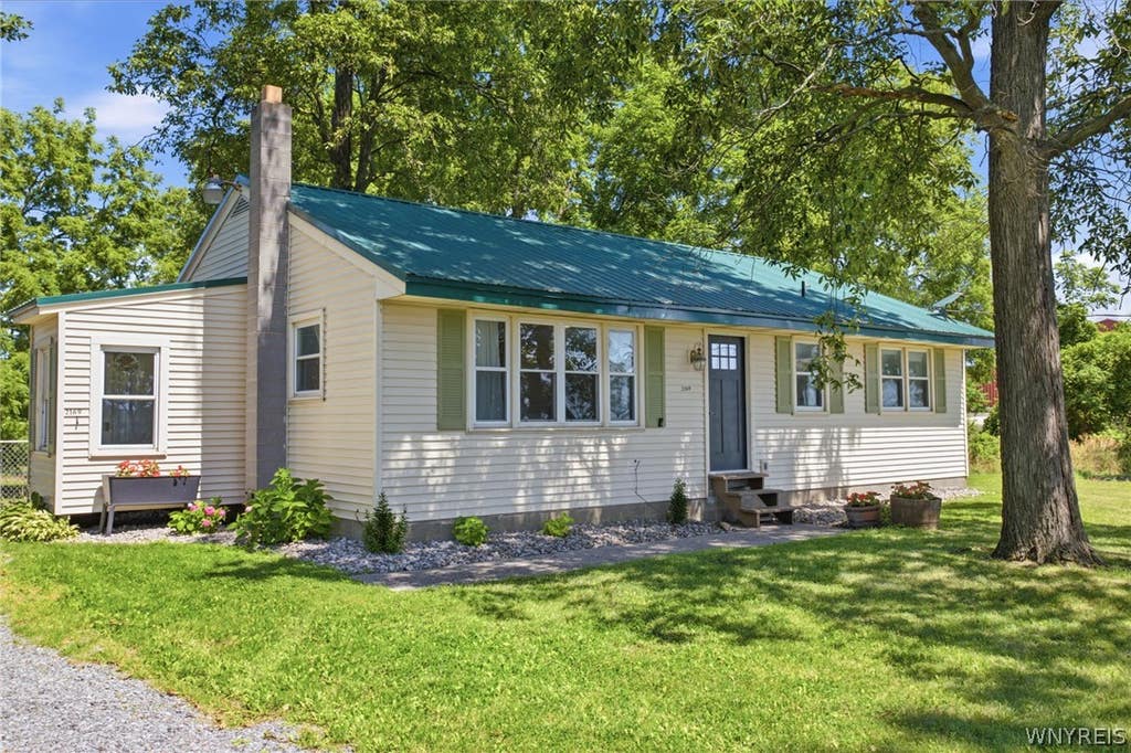 Photo of 2169 Peoria Road, Leicester, NY 14481 (MLS # B1704616)