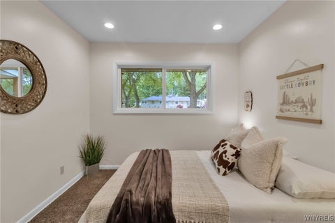 Tiny photo for 449 Kenwood Drive, Lewiston, NY 14092 (MLS # B1689946)