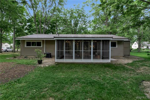 Tiny photo for 449 Kenwood Drive, Lewiston, NY 14092 (MLS # B1689946)