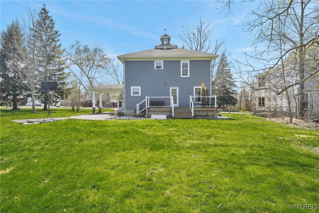 2028 Lakeview Road, Hamburg, New York image 4
