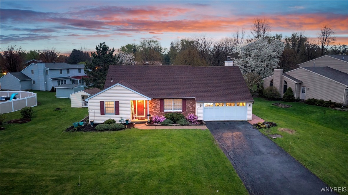 112 Old Orchard Lane, Orchard Park, New York image 4