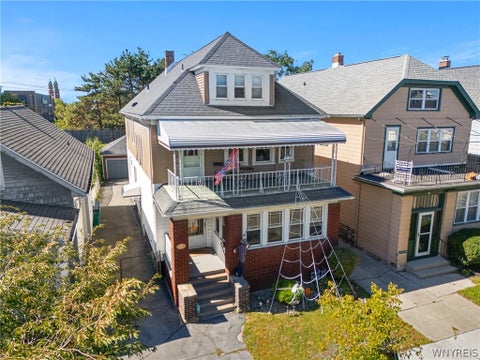 Multifamily For Sale - 20 Beaumaris Place<br/> Buffalo, NY 14207