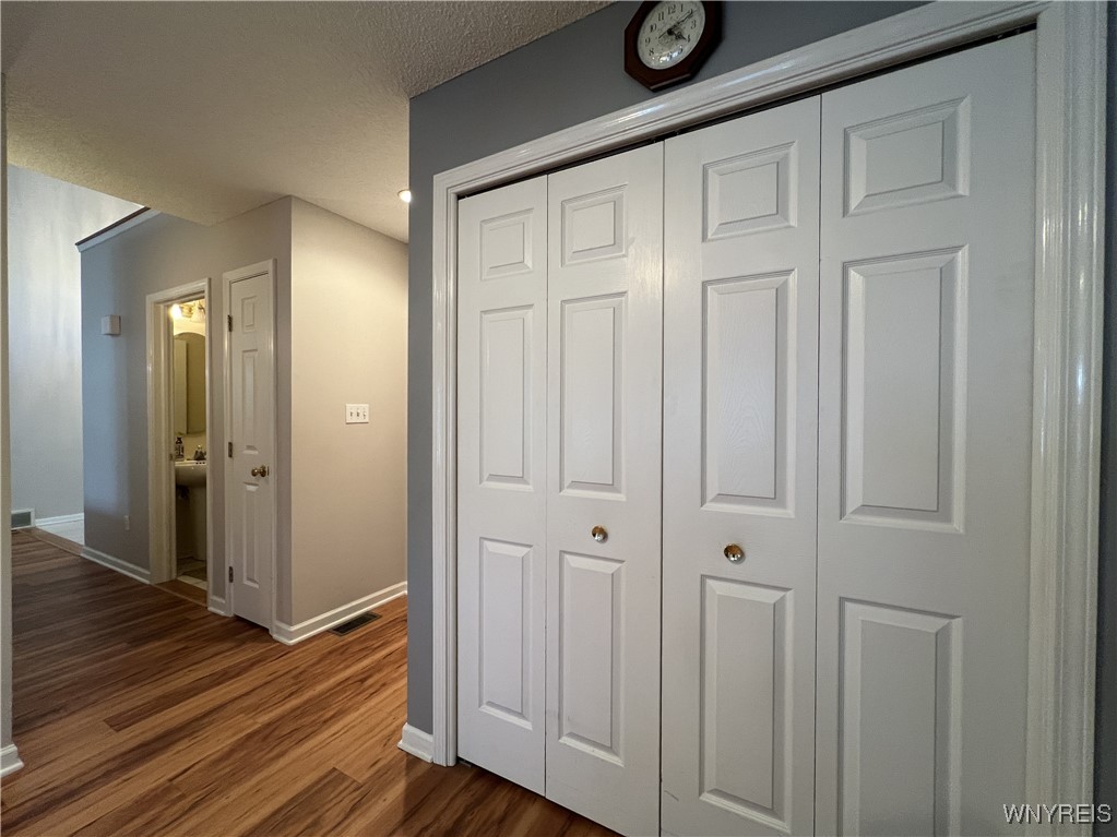 3956 Walden Avenue, Lancaster, New York image 22