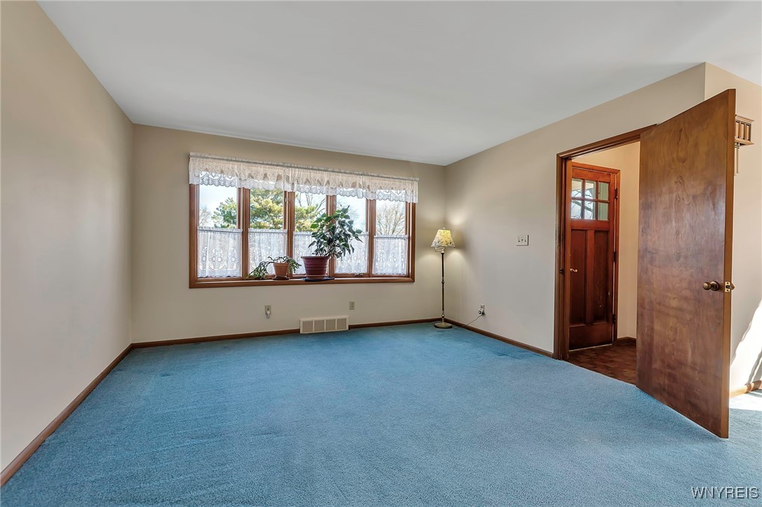 261 Brighton Road, Tonawanda, New York image 4