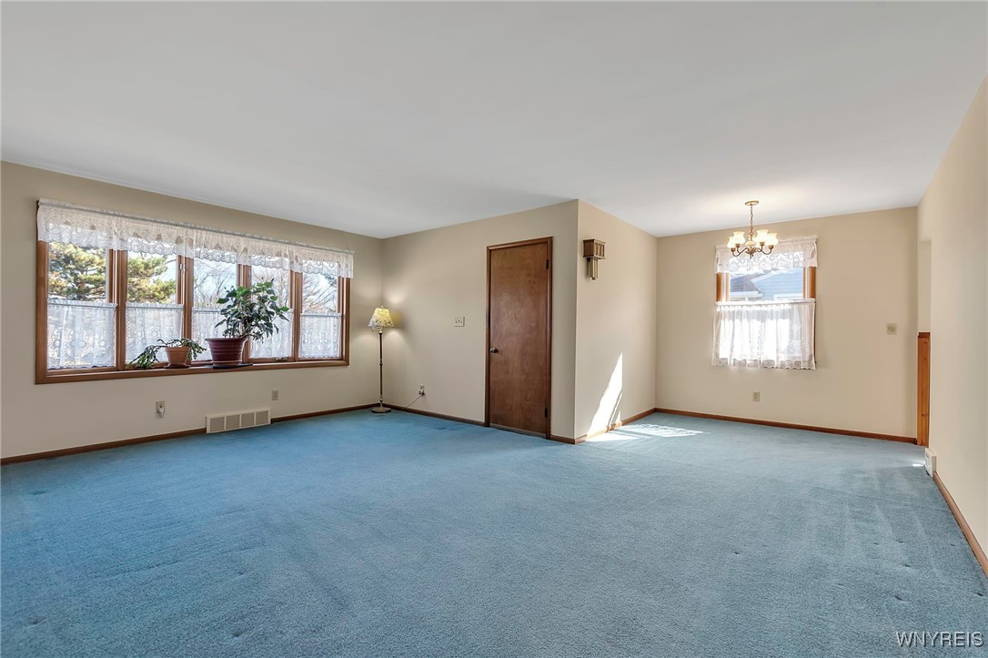 261 Brighton Road, Tonawanda, New York image 2