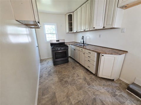 Tiny photo for 94 Warren Avenue, Buffalo, NY 14212 (MLS # B1702770)