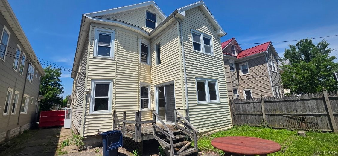 27 Crestwood Avenue
