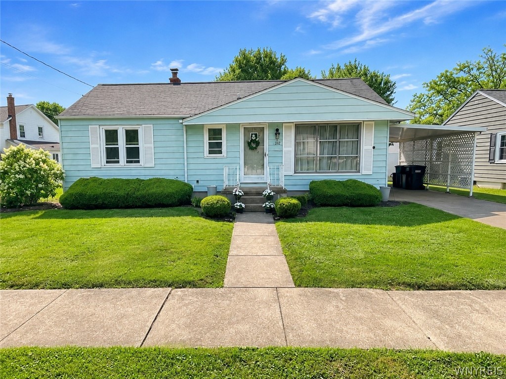 Photo 1 of 16 — 1212 90th Street, Niagara Falls, NY 14304