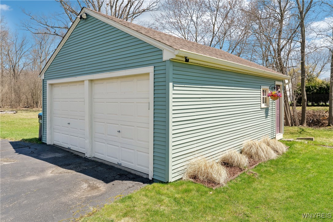 1583 W River Road, Grand Island, New York image 37