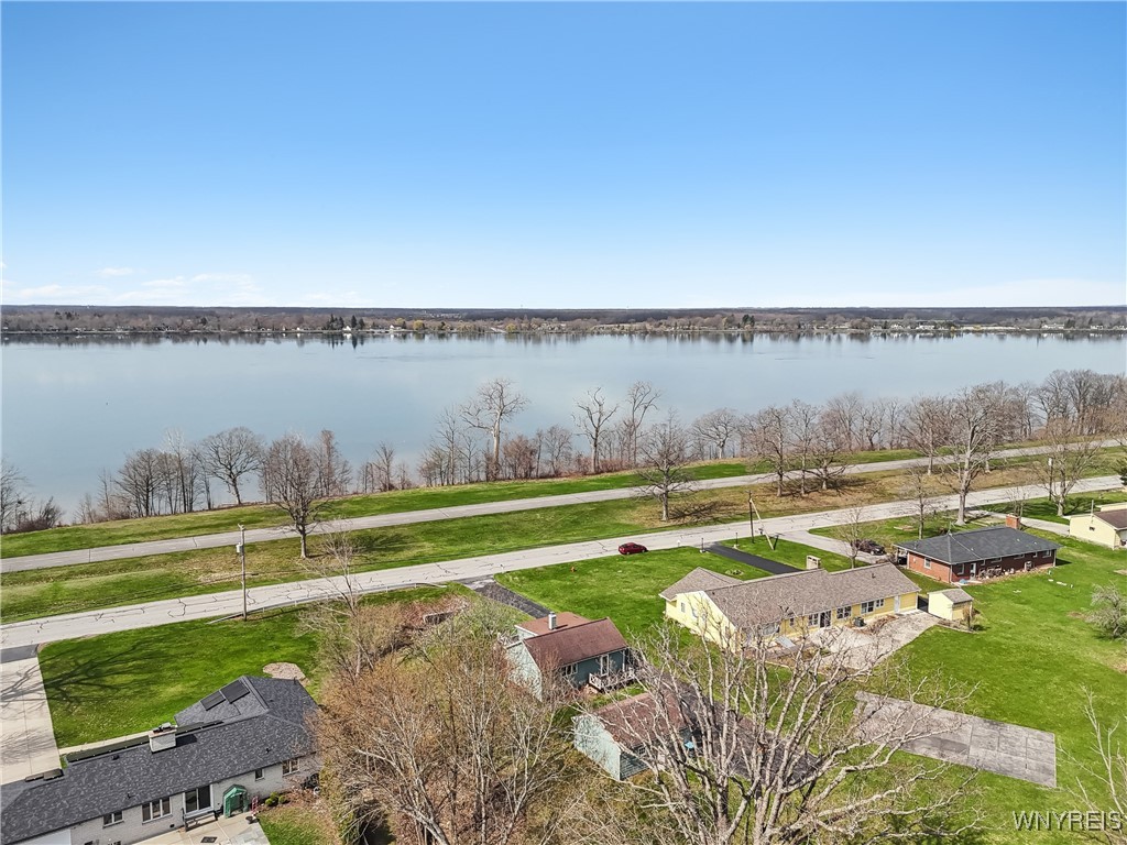 1583 W River Road, Grand Island, New York image 40