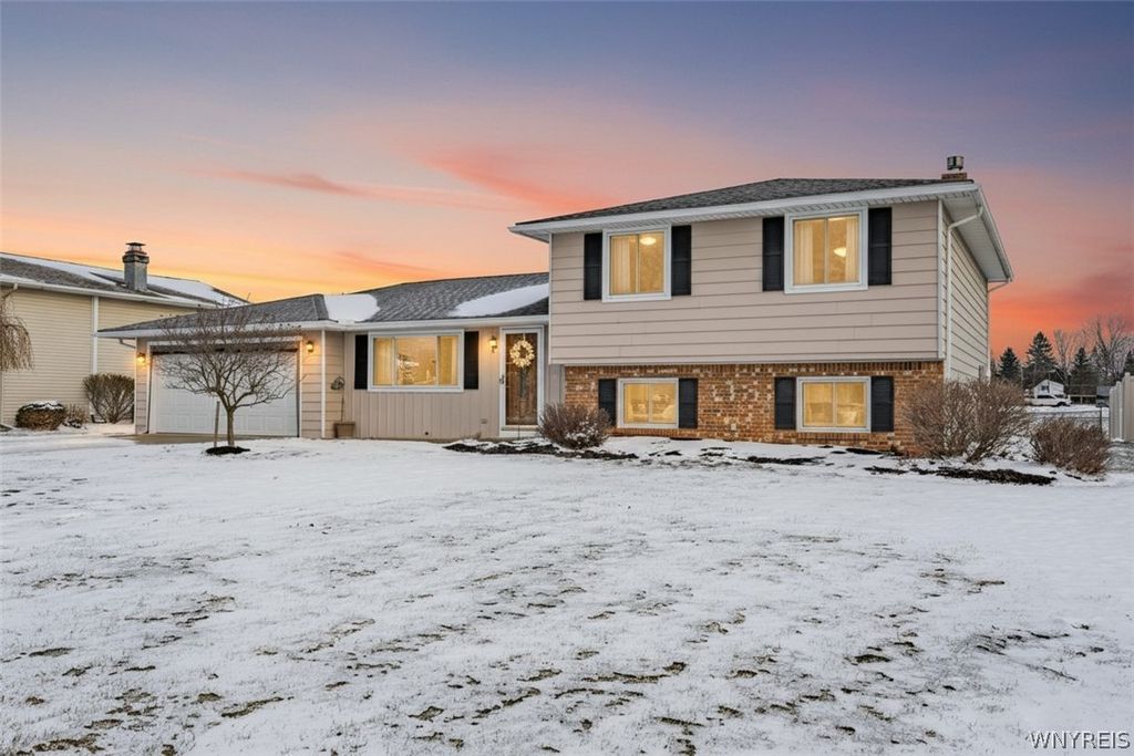 Photo of 6399 Buell Drive, Lockport Town, NY 14094 (MLS # B1667765)