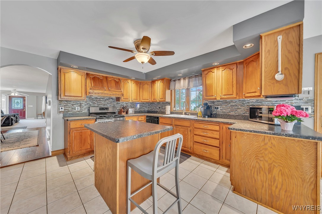 18 Meadowlawn Road, Orchard Park, New York image 27