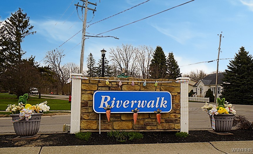 549 Riverwalk Drive, Lewiston, New York image 37