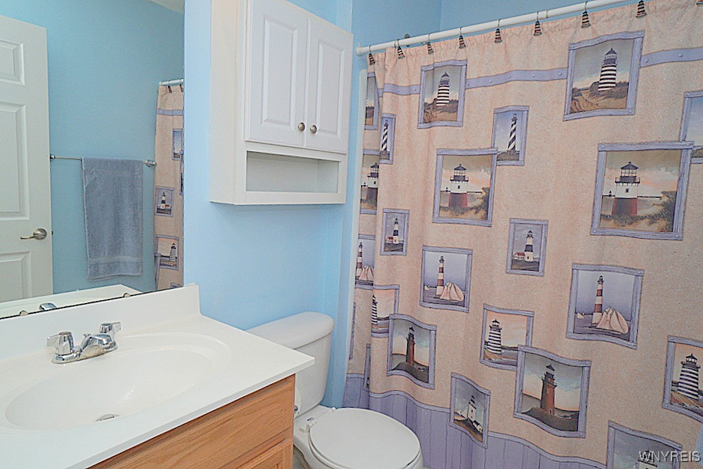 549 Riverwalk Drive, Lewiston, New York image 23
