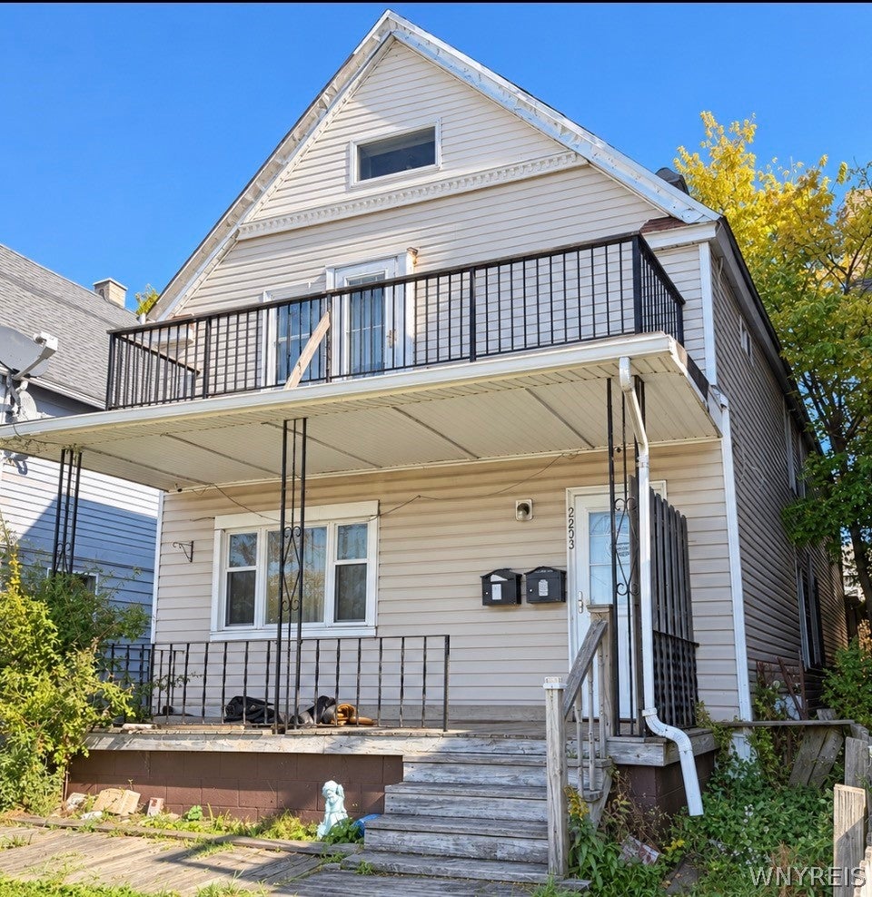 2293 Niagara Street