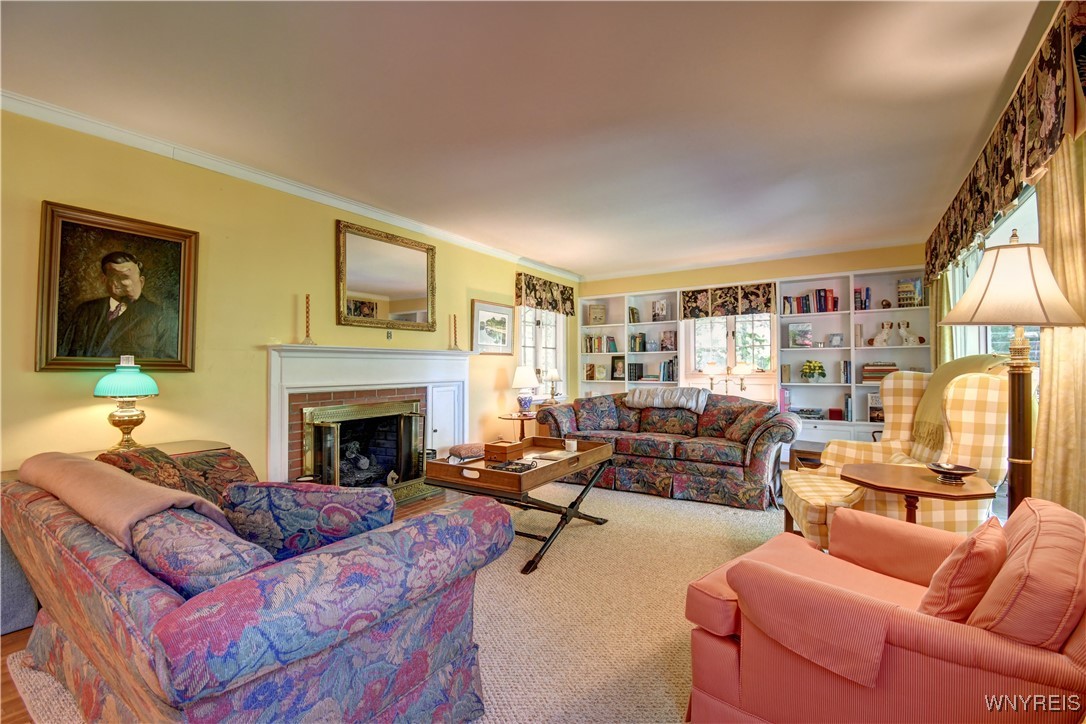 26 Meadow Road, Orchard Park, New York image 5