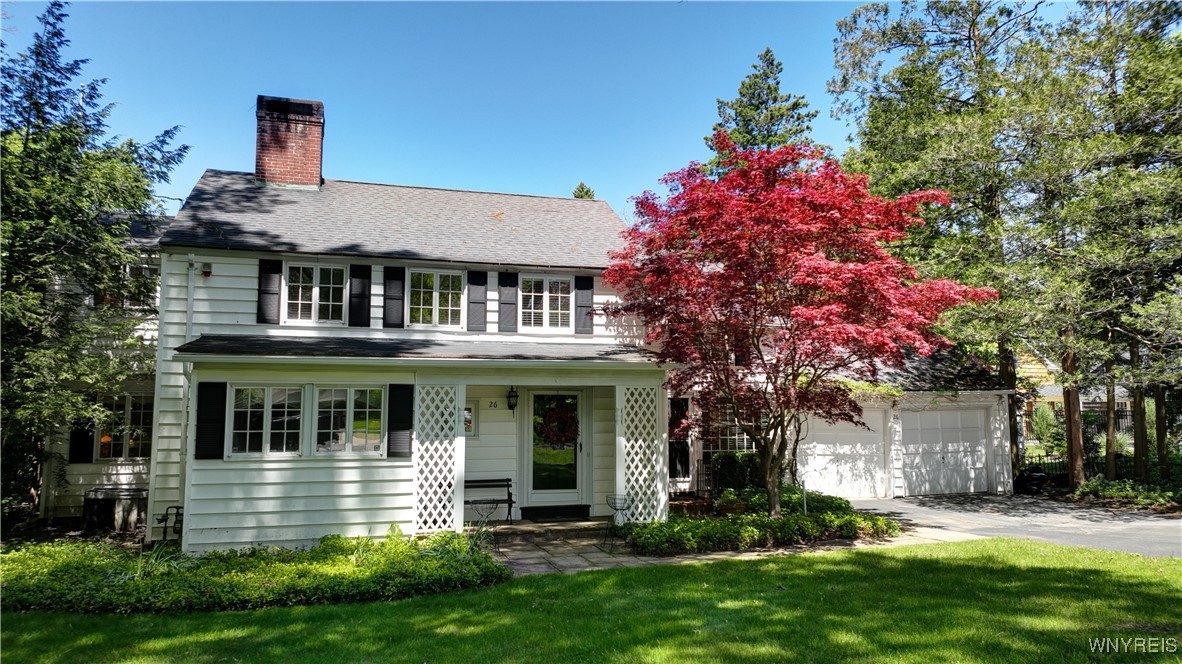 26 Meadow Road, Orchard Park, New York image 1
