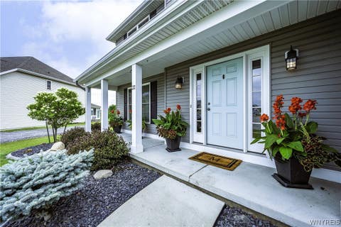 Tiny photo for 22 Vista Court, West Seneca, NY 14224 (MLS # B1705609)