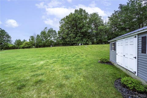 Tiny photo for 22 Vista Court, West Seneca, NY 14224 (MLS # B1705609)