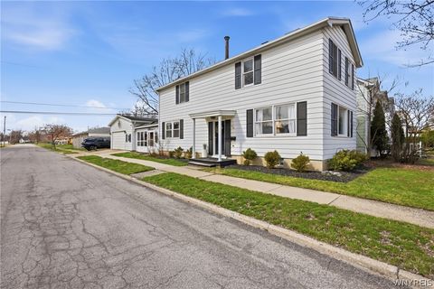 Homes For Sale - 231 Berkley Street<br/> Erie County, Tonawanda, NY 14223