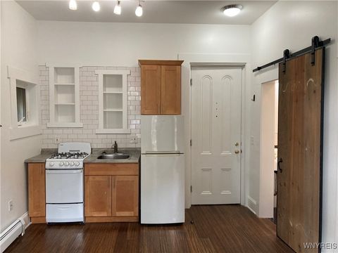 Tiny photo for 77 Johnson Park #1, Buffalo, NY 14201 (MLS # B1660799)