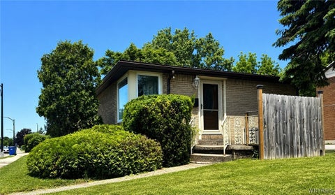 Homes For Sale - 2 Yale Place<br/> Buffalo, NY 14210