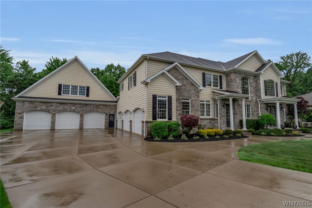 9822 Willowleaf Court