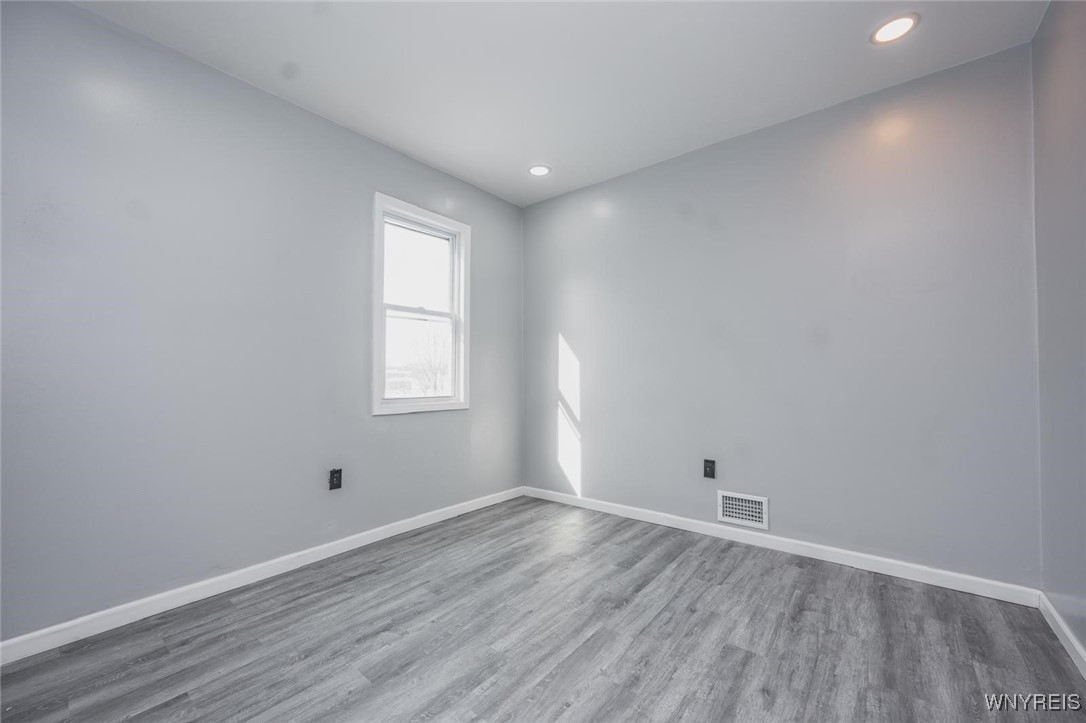 76 Dupont Street, Buffalo, New York image 25