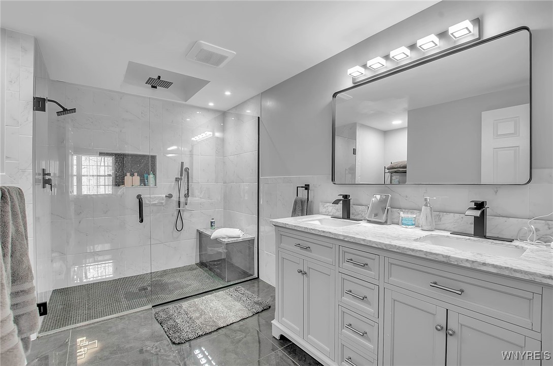 22 Cobblestone Lane, Amherst, New York image 37