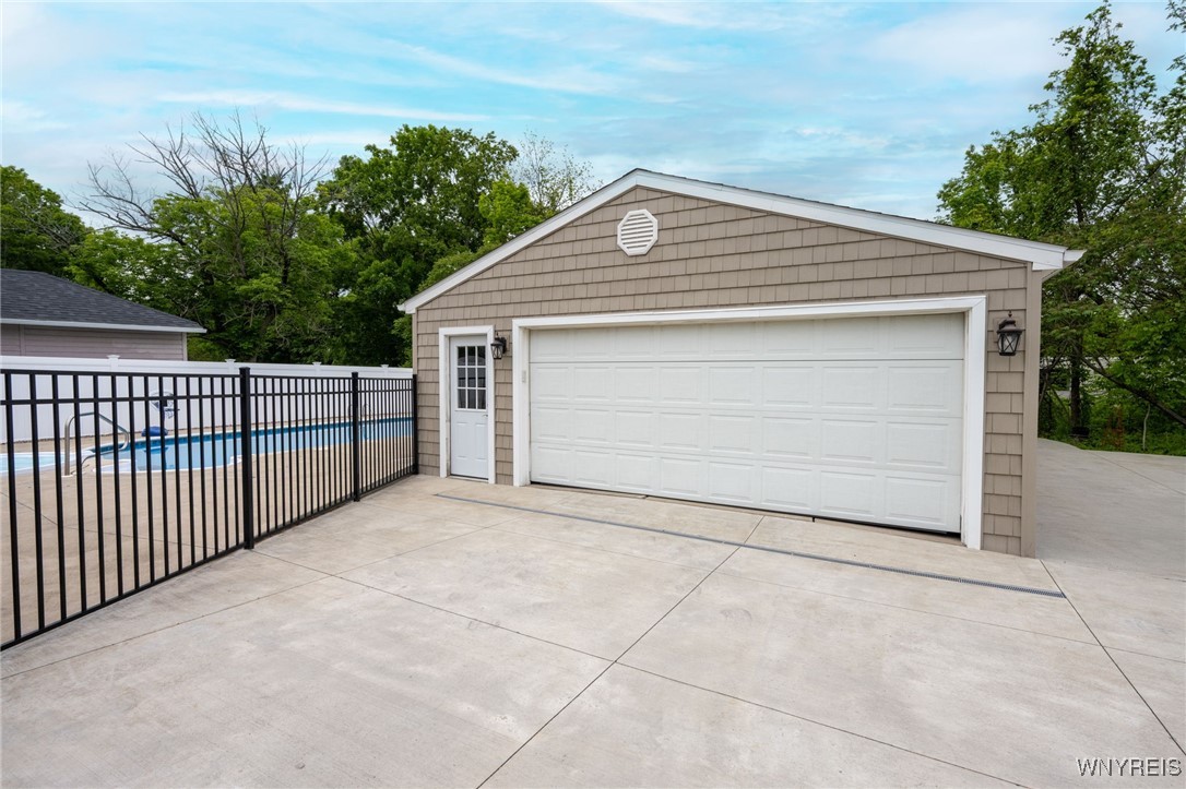 170 Thorn Avenue, Orchard Park, New York image 44