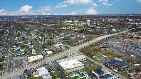 Tiny photo for 2425 Hyde Park Boulevard, Niagara Falls, NY 14305 (MLS # B1674401)