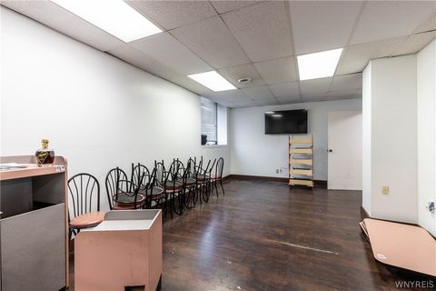 Tiny photo for 2425 Hyde Park Boulevard, Niagara Falls, NY 14305 (MLS # B1674401)