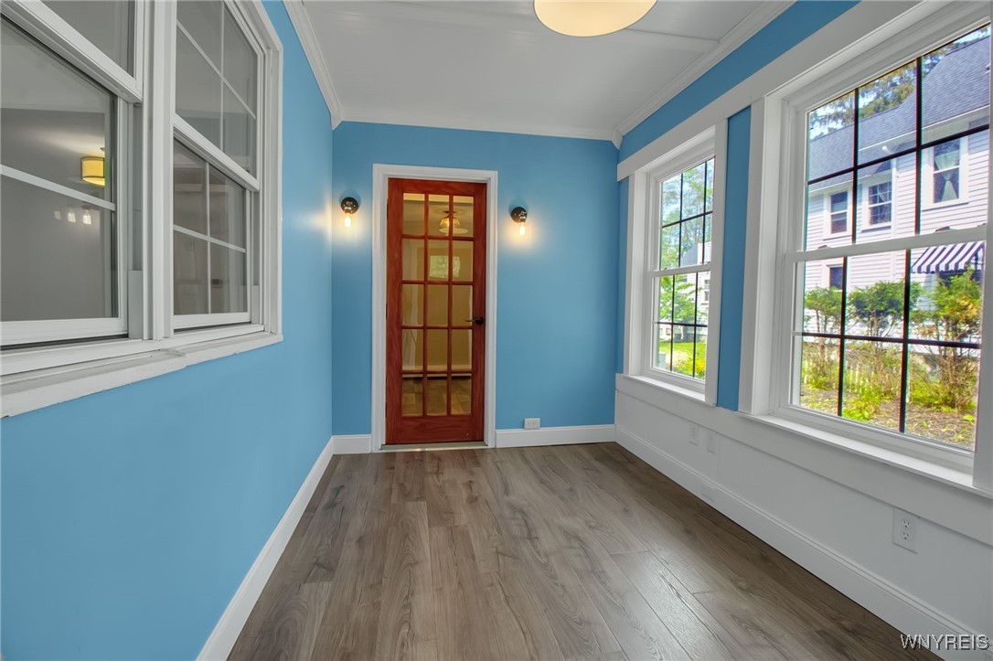 288 Oakwood Ave Ave, Aurora, New York image 8