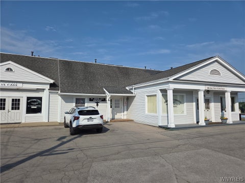 Photo of 225 Portage Road, Lewiston, NY 14092 (MLS # B1725422)