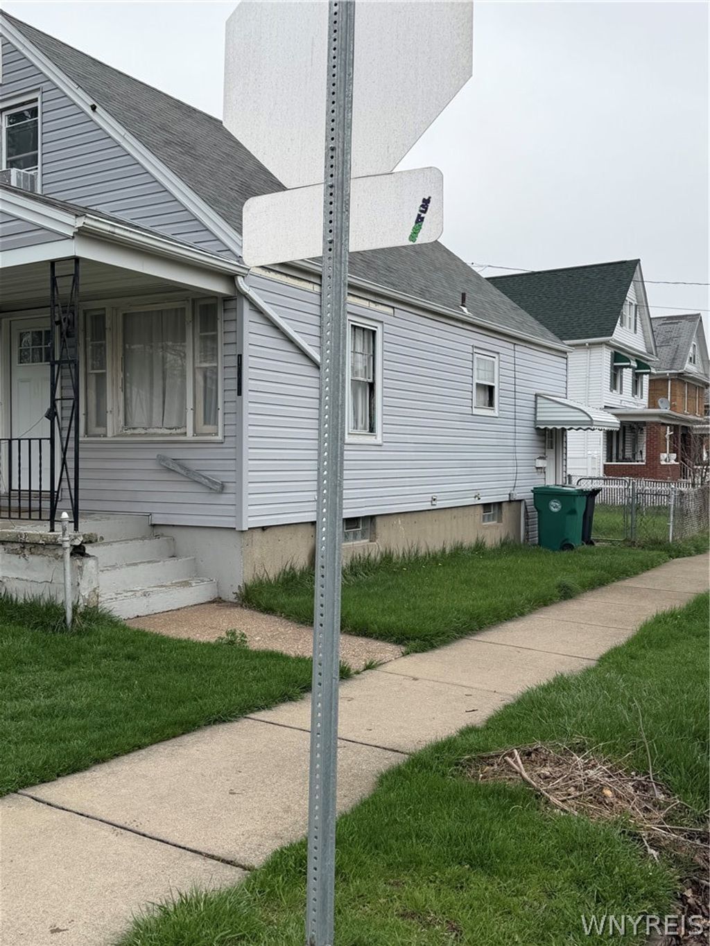Photo of 1001 17th Street, Niagara Falls, NY 14301 (MLS # B1674331)
