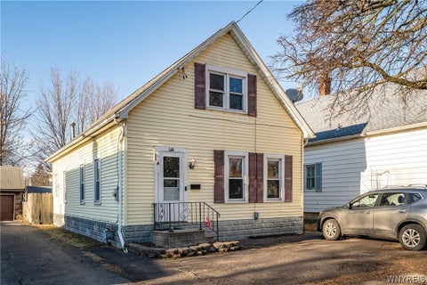 Homes For Sale - 124 7th Avenue<br/> North Tonawanda, NY 14120