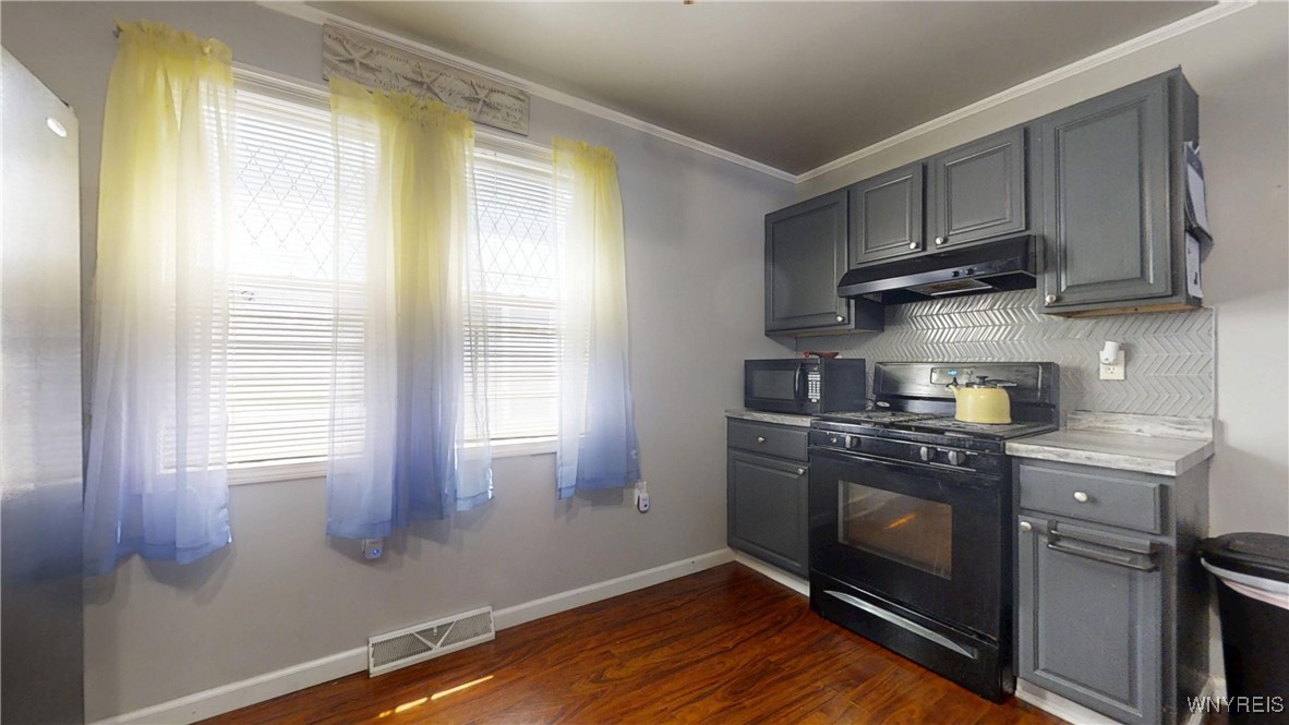 406 Hewitt Avenue, Buffalo, New York image 13