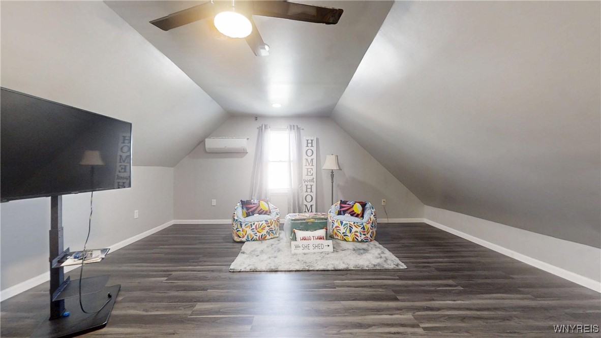 406 Hewitt Avenue, Buffalo, New York image 22