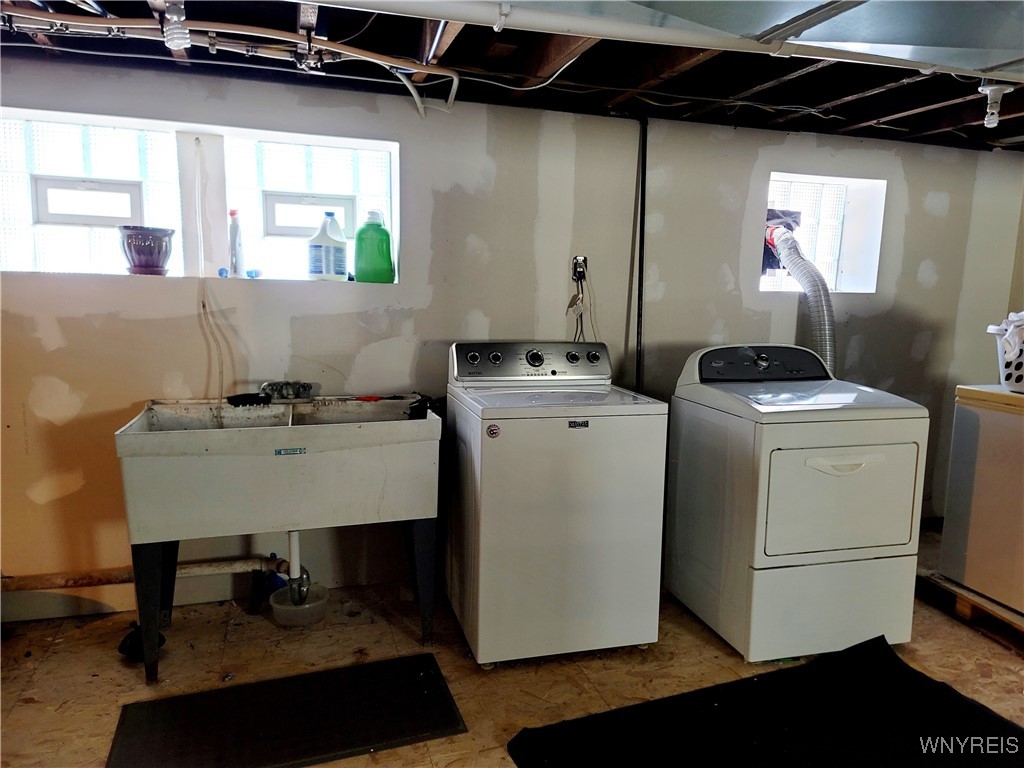 406 Hewitt Avenue, Buffalo, New York image 30