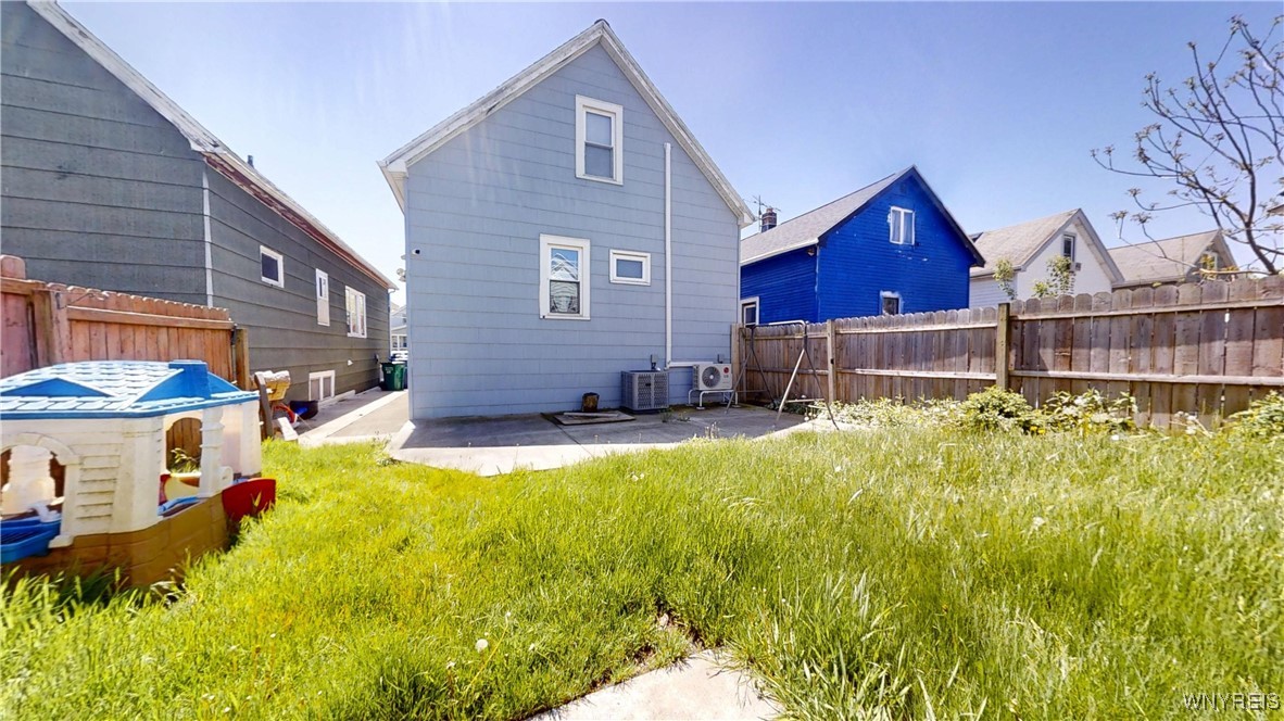 406 Hewitt Avenue, Buffalo, New York image 36