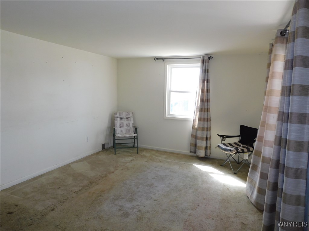 231 Wagner Avenue, Cheektowaga, New York image 8