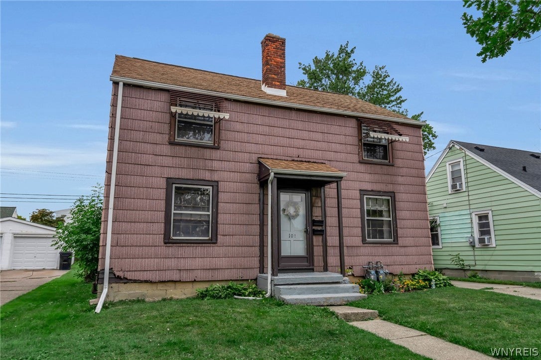 101 Henderson Avenue
