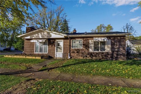 Photo of 4271 Harlem Road, Amherst, NY 14226 (MLS # B1648190)